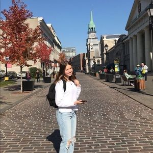 Meet your Posher, Erika